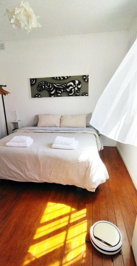 House With Large Terrace, Jacuzzi And Gated Parking For One Car Villa มอนเตวิเดโอ ภายนอก รูปภาพ